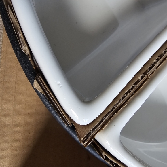 Gibson Gracious Dining Stoneware 4-Section Tray Set White‎ Metal Rack NIB - Picture 6 of 7